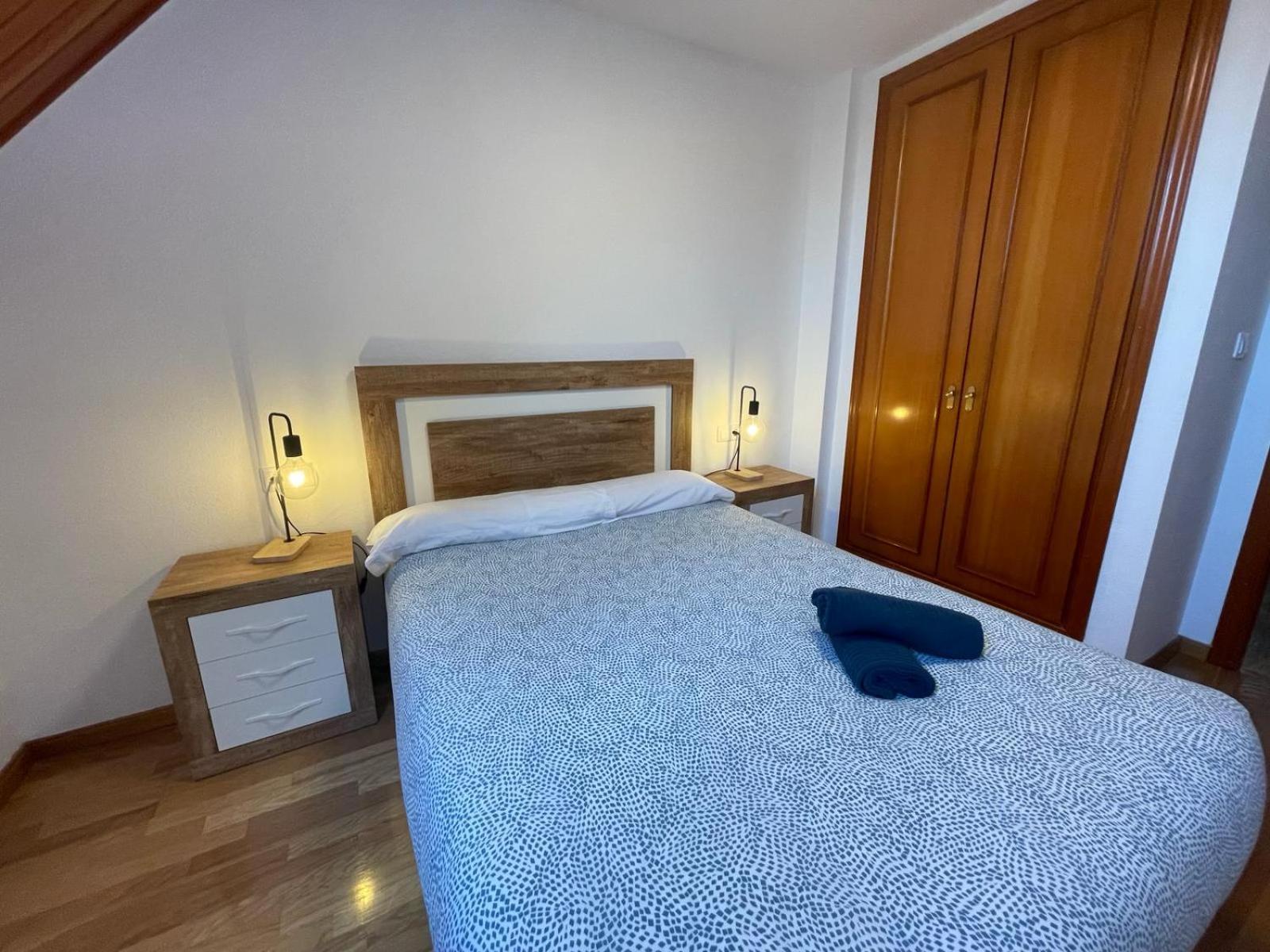 Apartamento Alba4 Jaca Exterior photo